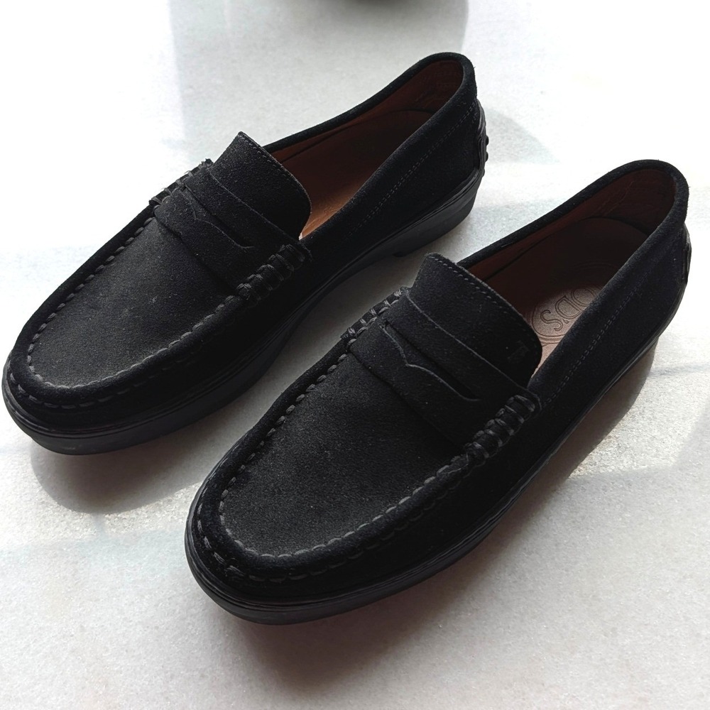 TODS Gommino Black Suede Penny Loafers Vibram Sole Made in Italy Women's 8.5